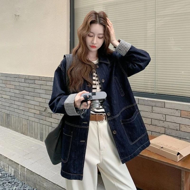 

Женская осенняя новая свободная джинсовая куртка 2025 года с клетчатой лоскутной стильной курткой средней длины для похудения и универсальная