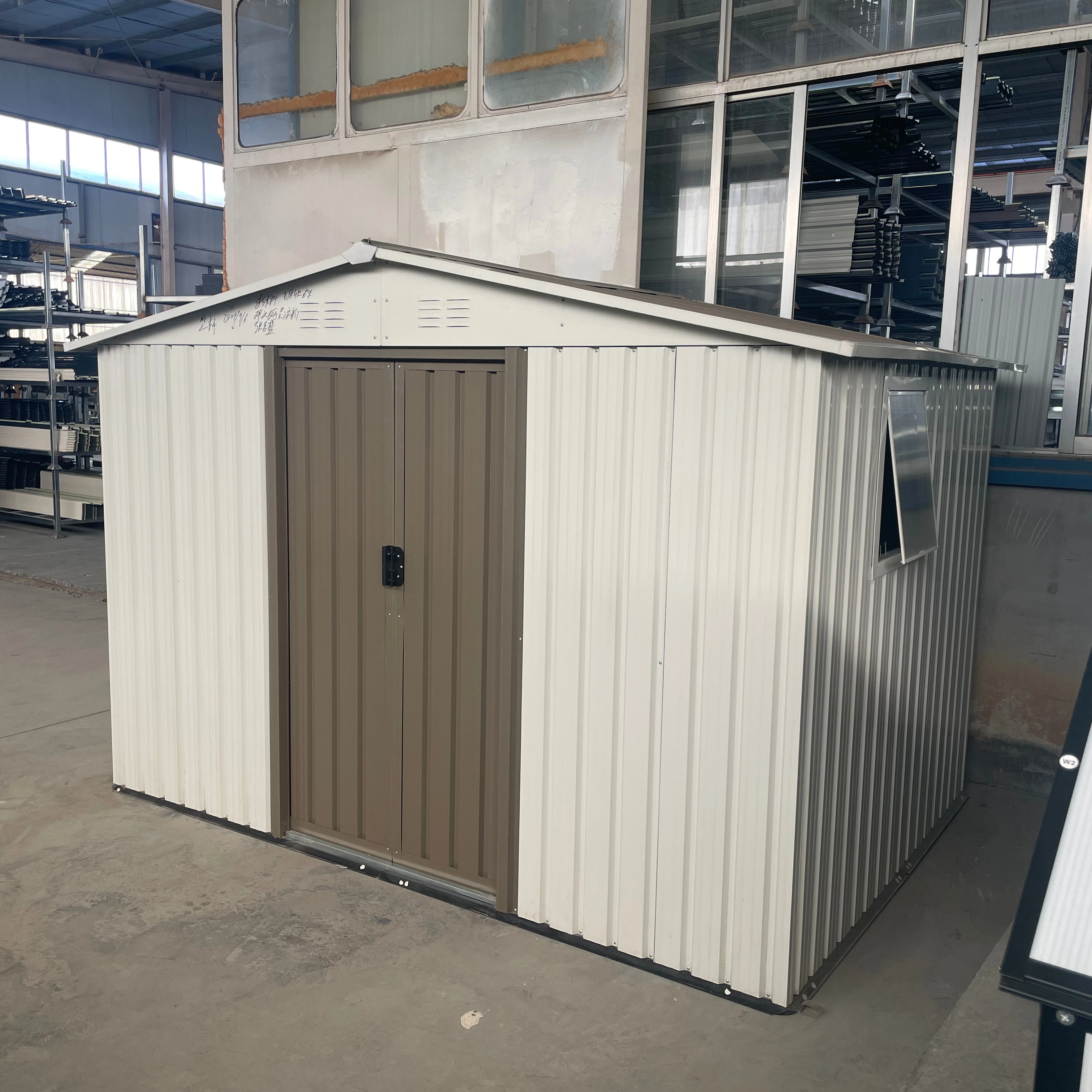 سقيفة حديقة معدنية مع نظام التشغيل Windows حوالي 4.5 متر مربع للتخزين في الهواء الطلق مع باب قابل للقفل لحديقة الفناء الخلفي 8*6FT