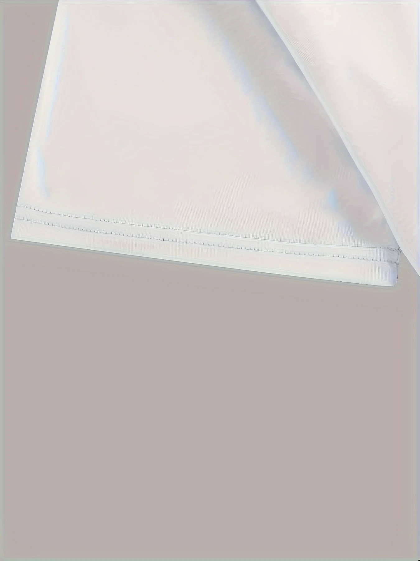 T-shirt grafica casual da donna con patatine fritte "It'S Day", girocollo a maniche corte, nera con design a cuore giallo e patatine fritte,