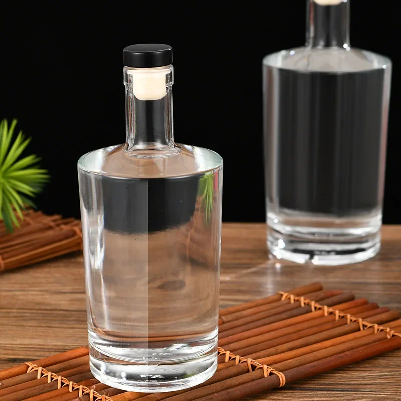 Round style whiskey decanter clear glass barware Alcohol Bottle for Liquor Scotch Bourbon