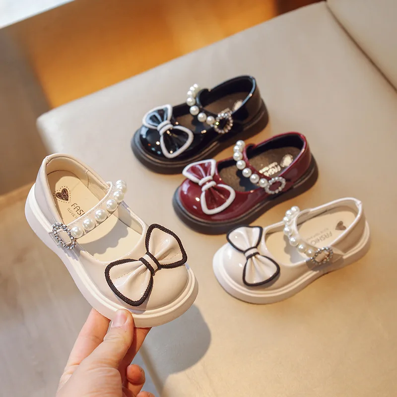 Girls' shoes British style white shoes Mary Jane Princess show shoes spring and autumn new super soft baby children's sandals