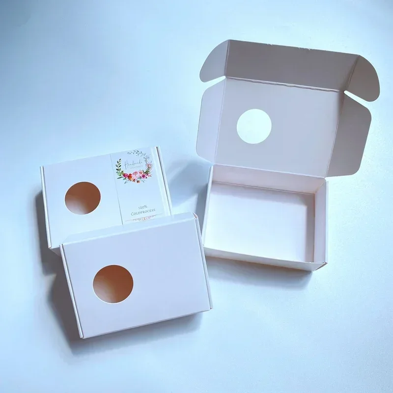 50pcs Kraft Box with Round Window Handmade Soap Packaging Box Wedding Candy Favors Boxes Business Carton Packaging Custom Logo