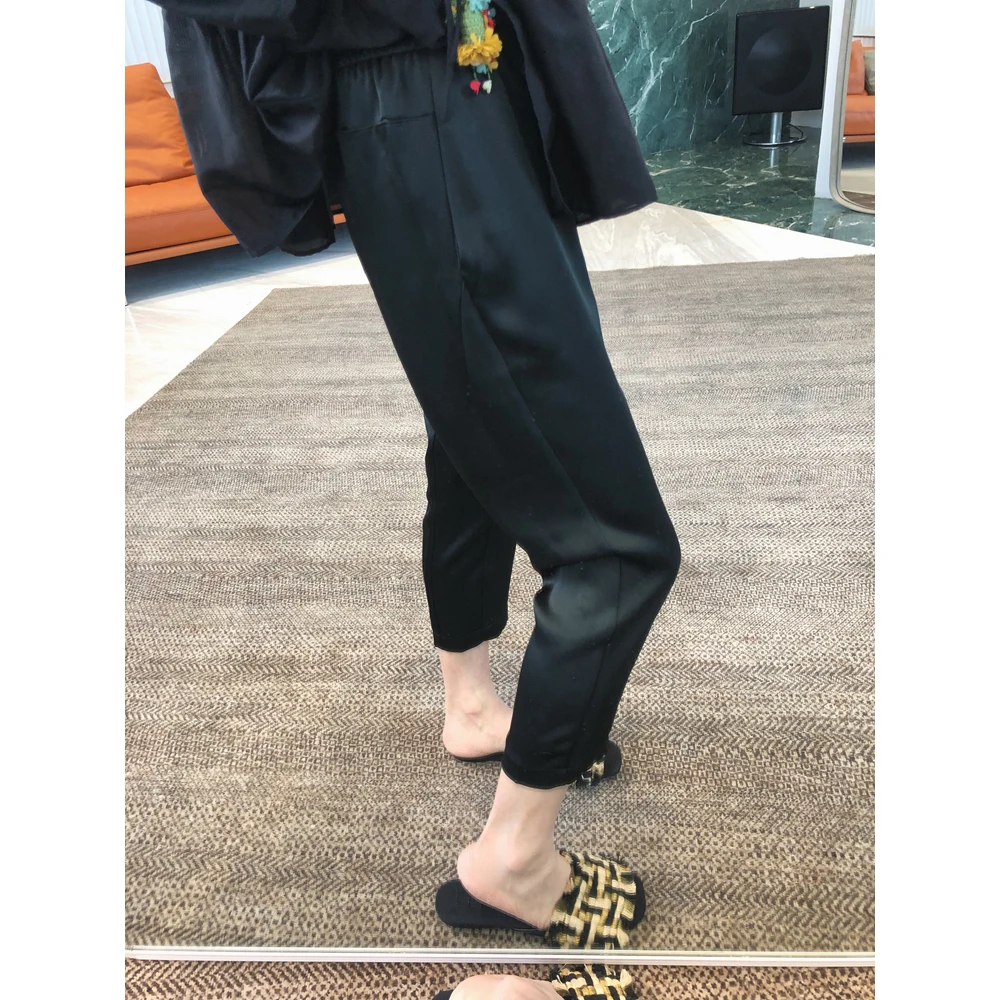 

Slimming Smooth Acetate Fabric High Waist Cone ape Nine Points Casual Pants Women's Versatile Loose Fit Autumn New Arrival