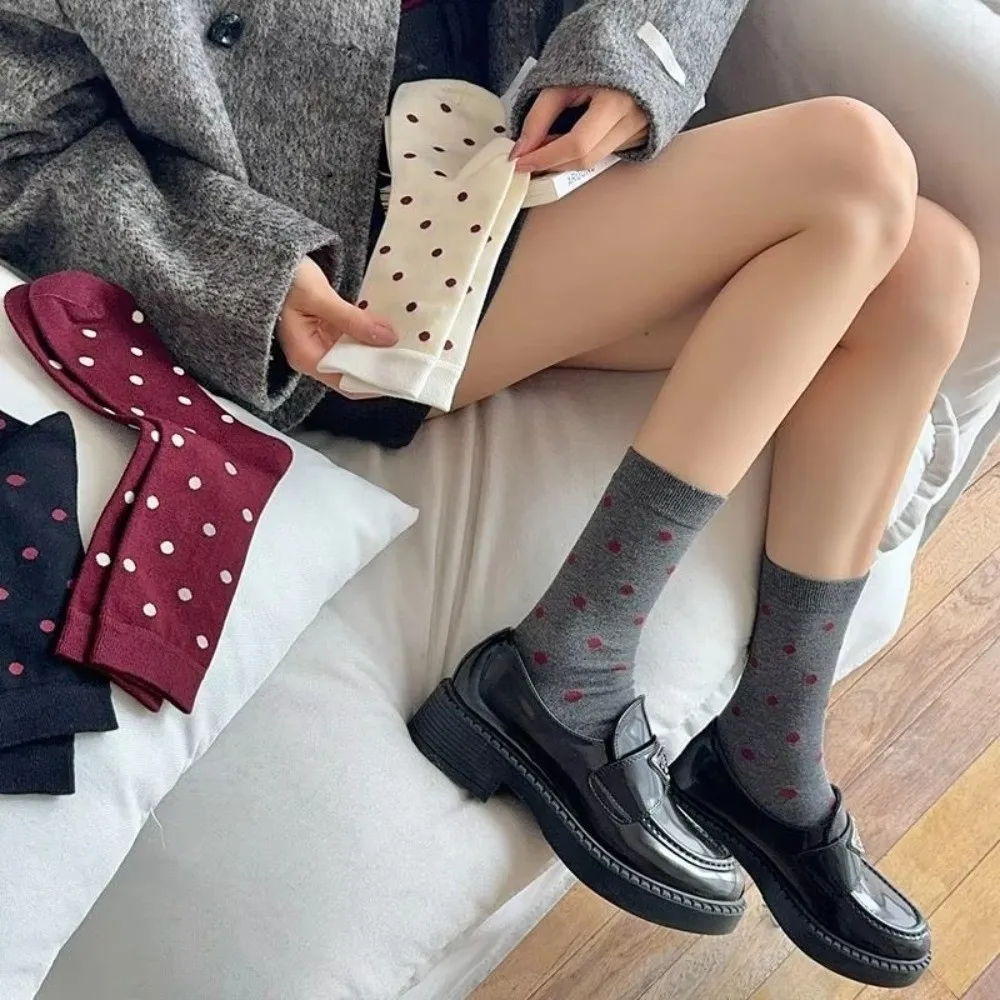

New Harajuku Vintage Women Socks Knitted Cotton Middle Tube Socks Polka Dot Elastic Snow Boot Socks Autumn Winter