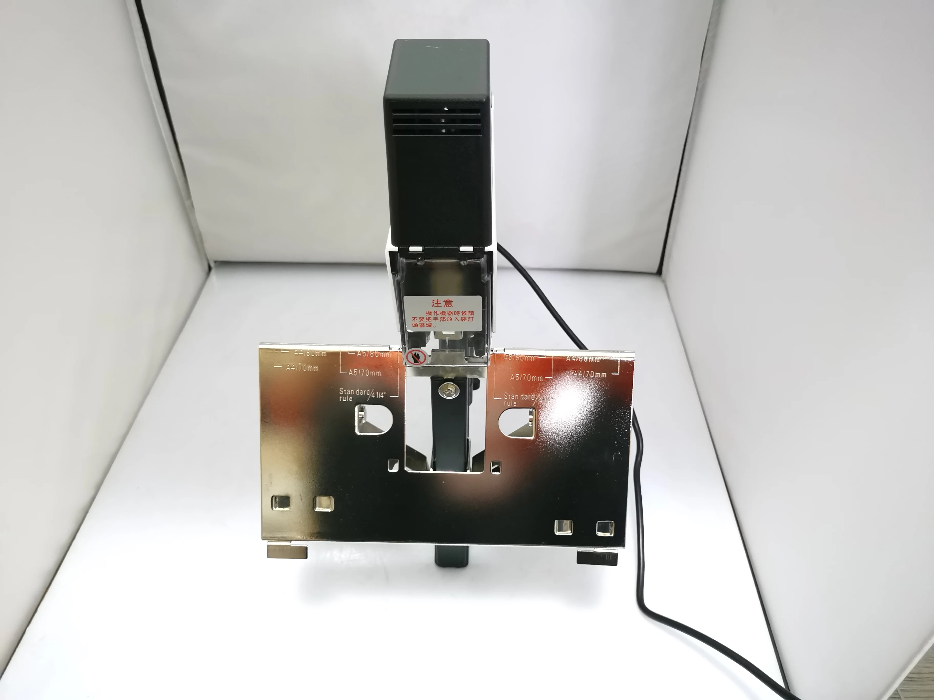 106 cucitrici a livello elettrico per carichi pesanti/cucitrici a sella, cucitrice doppia per carichi pesanti, punto sella, cucitrice automatica per file di carta