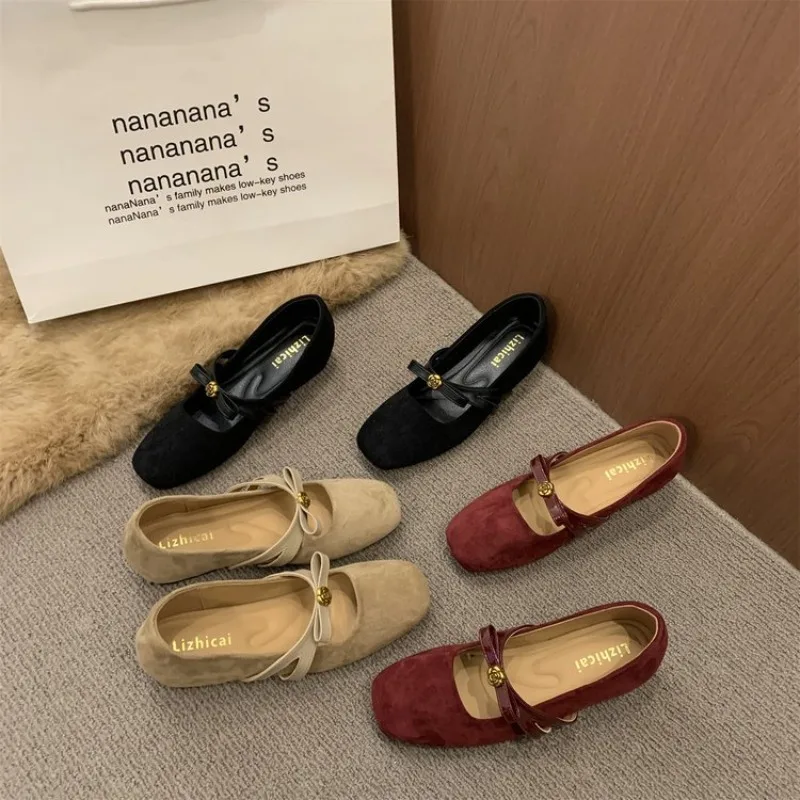 Bild 5: Französischer Stil Damenschuhe mit Dicker Sohle Neue Herbstmode Niedriger Absatz Lässig Bequem
