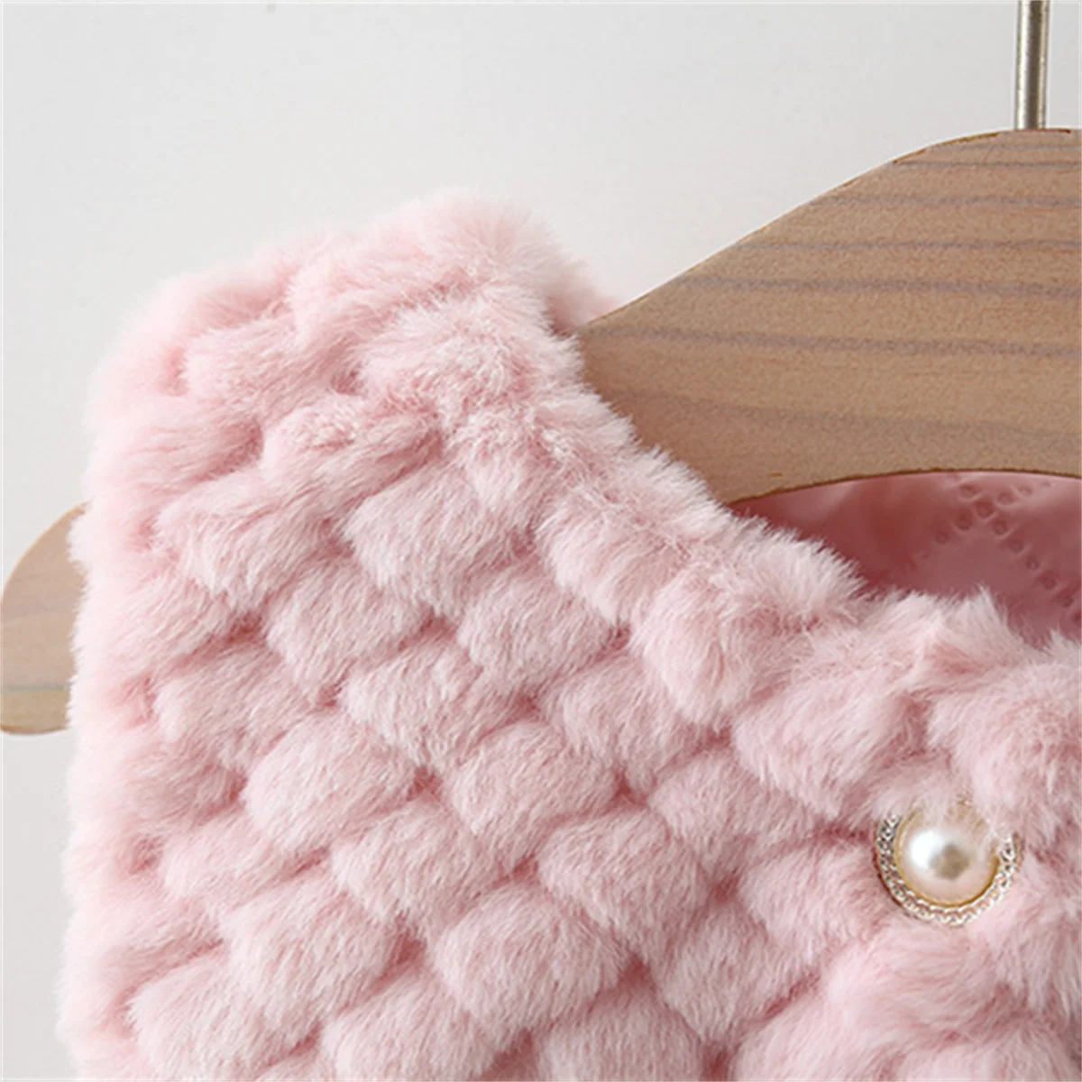 Autumn And Winter Girl Sleeveless Coat For Preschool Children Solid Sweet Artificial Fur Vest Cartoon Cute Children\'S Wear