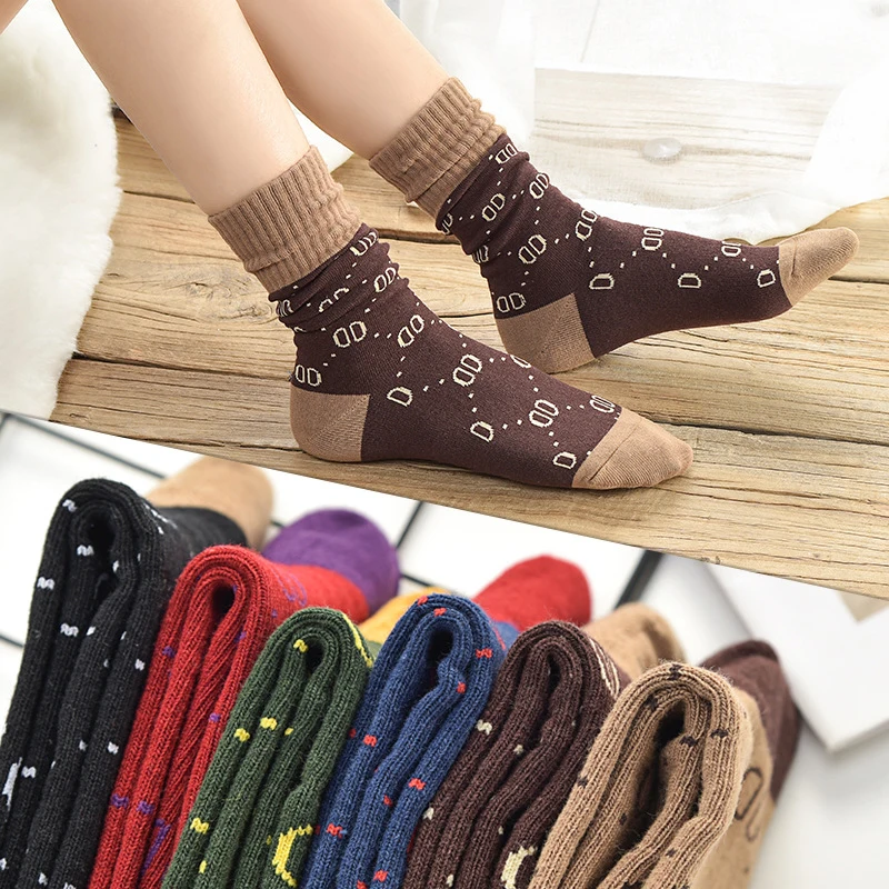 Trendy C Lette Pattern Brand Pattern Knee Socks Warm Cotton Gift Middle Tube Sock Women ins fashion Knee socks ladies girls Gift