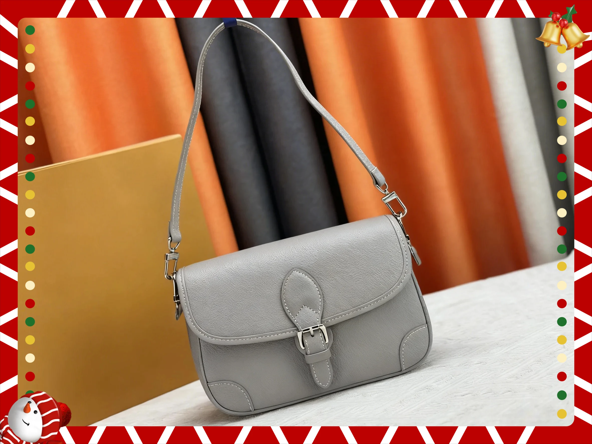 

SIZE: 25x9x15 CM Fashionable Versatile bags leather cherry Portable can be carried on the shoulder no boxes