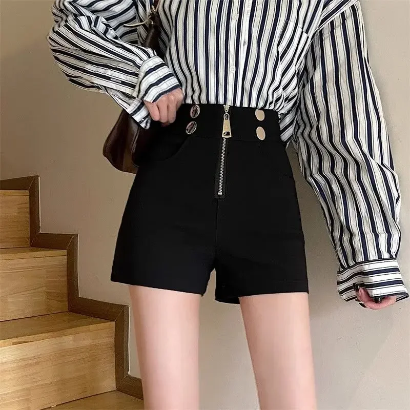 

High-waisted black slim A-word shorts female 2024 summer and autumn leisure Joker zipper button fashion slim shorts