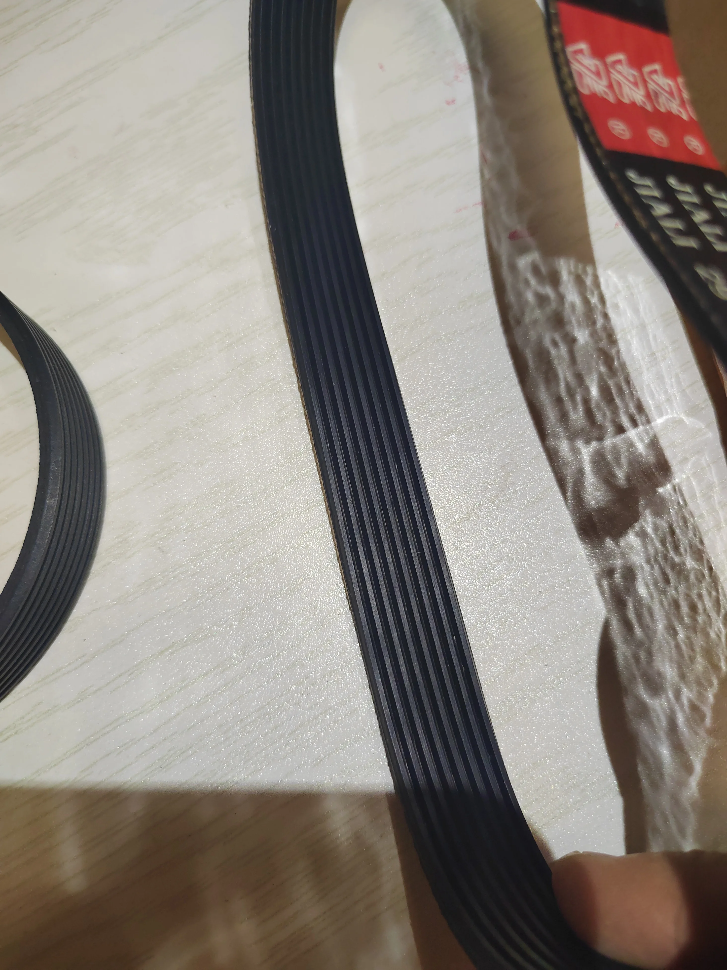 Immagine 3: 2 cinghie in gomma multicanale 190J470 per tapis roulant e tosaerba 5 nervature PJ Peak Matrix: 2,34 mm