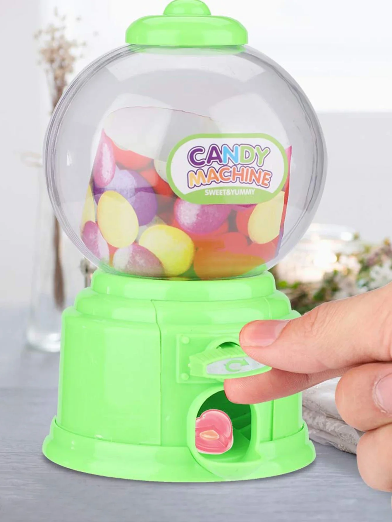 Cute gift candy box Korean mini Twist candy machine Candy machine children\'s sugar toy storage jar