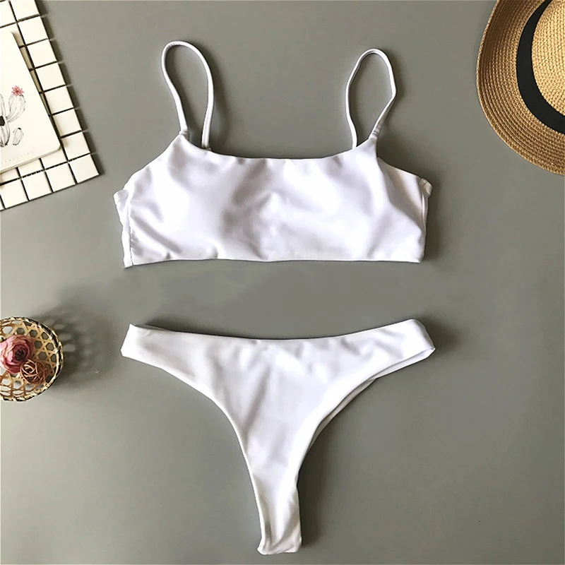 Conjunto de Bikini unicolor para mujer, traje de baño de dos piezas con sujetador acolchado y Tanga, ropa de playa de Color liso, 2024