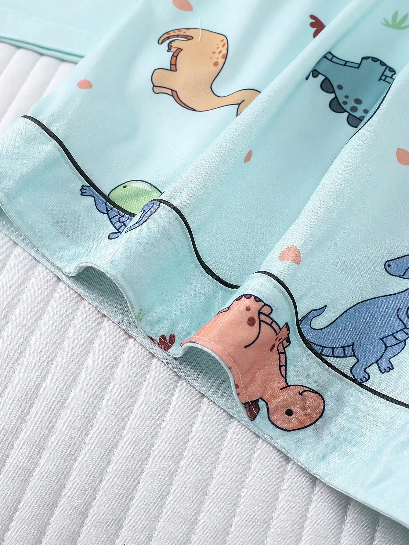 2pcs Women Pajama Set, Dinosaur Print, Ladies Homewear, Spring/Summer Holiday Outfit, Short Sleeve Lapel Top And Shorts Lounge Set