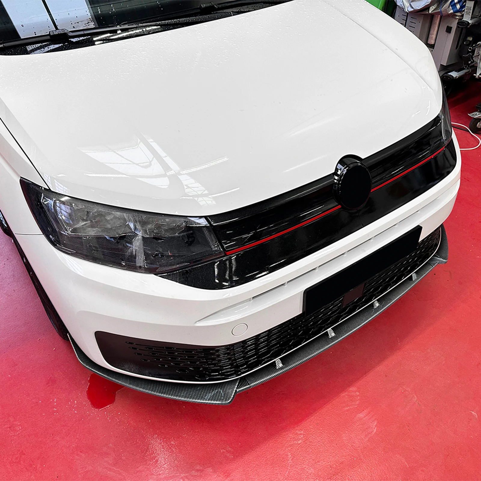 

Накладка-сплиттер на передний бампер (нижняя часть) для Volkswagen VW Caddy MK4 2020-2024, комплект защиты под бампером