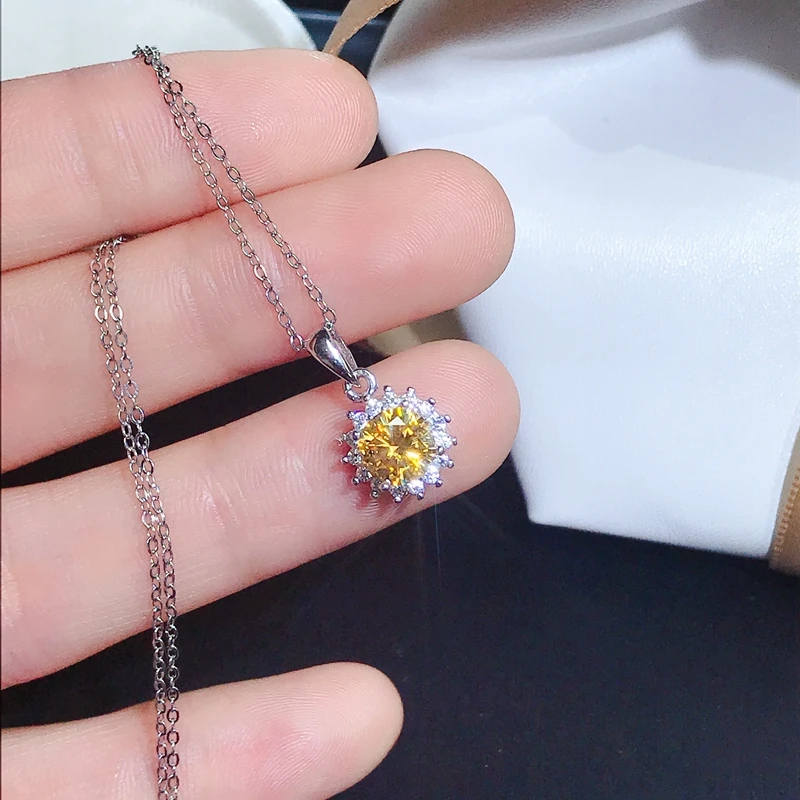 Yellow  moissanite necklace, 1 carat gem, can be detected by instrument, 925 Sterling silver