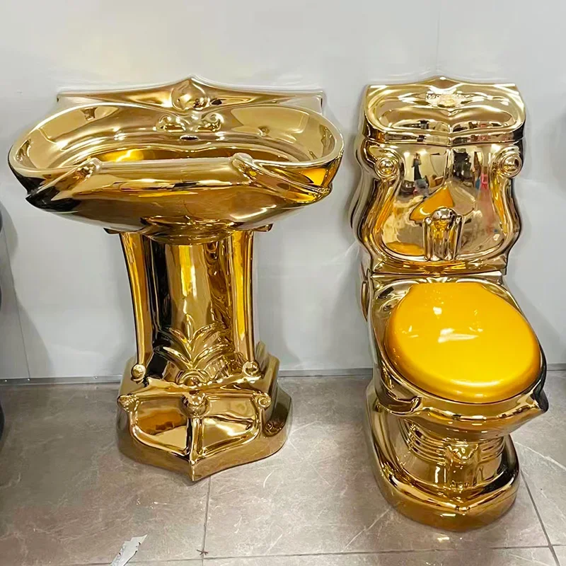 Toilette europea in oro di lusso leggero, toilette in oro tiranno locale, toilette elettrolitica, lavabo a colonna per il lavaggio delle mani