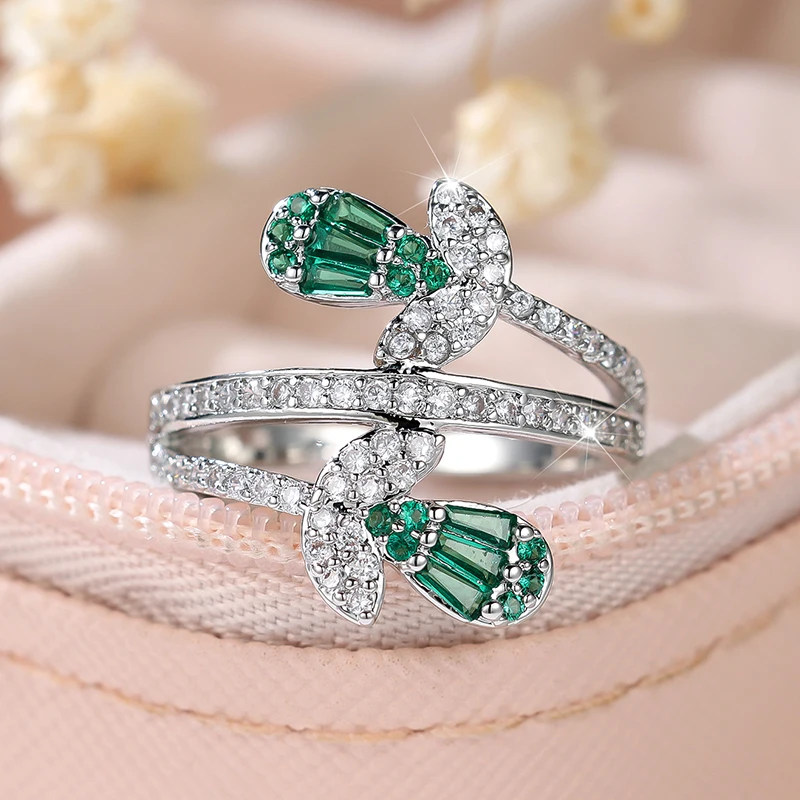 Роскошное кольцо для женщин, серебристое, маленькое, фианитовое, драгоценное кольцо, подарок Роскошное кольцо для женщин, серебристое, маленькое, фианитовое, драгоценное кольцо, подарок