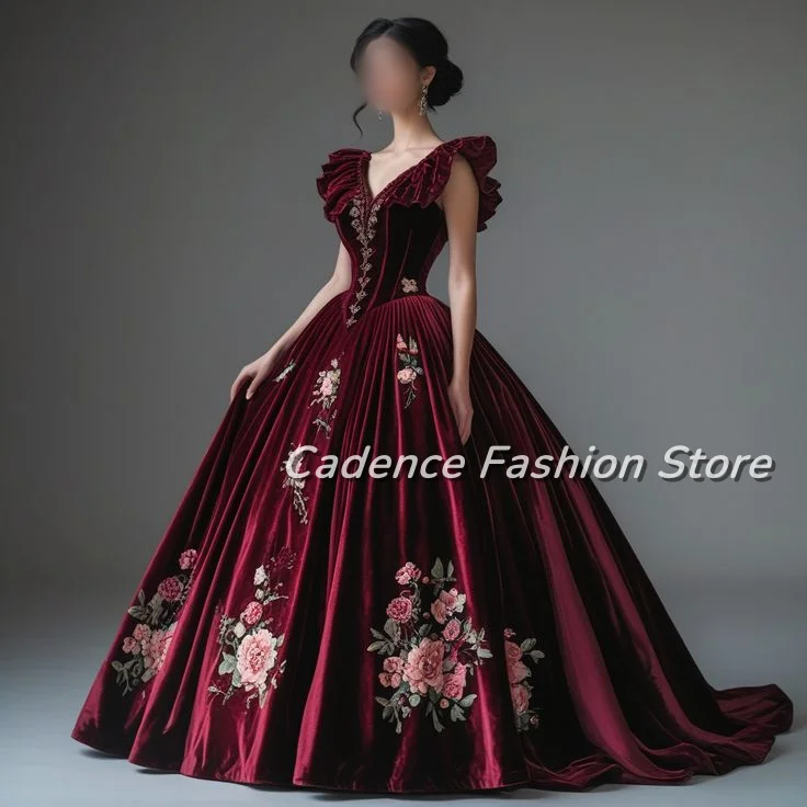 

Бордовое вечернее платье с v-образным вырезом по индивидуальному заказу, 2021, трапециевидное платье, традиционное Косово, албанское, с этническими оборками, вышитый декоративный бархат