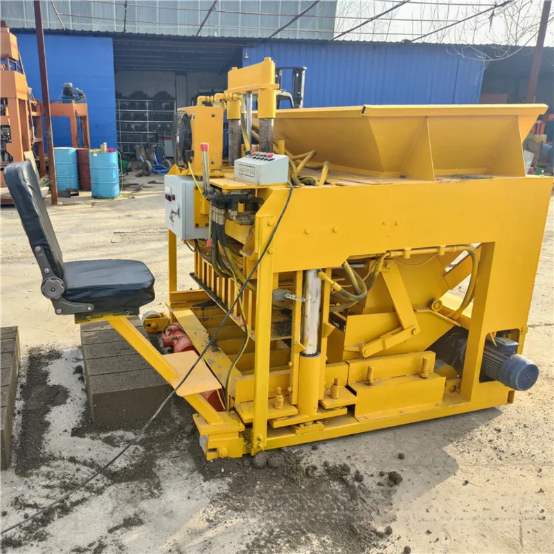 Driveable Mobile Hydraulic Fully Automatic Concrete Hollow Cement Pavement Brick Making Machine