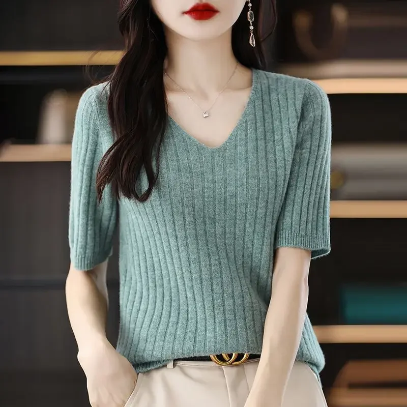 Off-season Short-sleeved Knitted Base Shirt Women V-neck Pullover Clothes Simple Versatile Sweater Mid-sleeved Top T-shirt