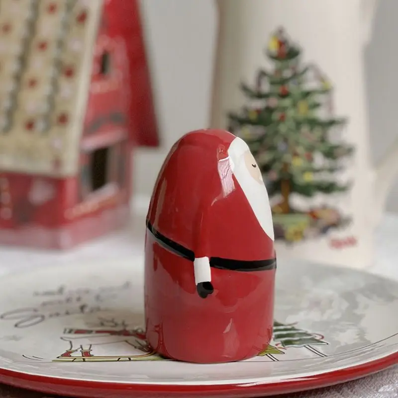 Santa Claus Seasoning Bottle Christmas Ceramic Home Decoration Cartoon Cute Kitchen Salt Pepper Powder Bottle Festive Atmosphere