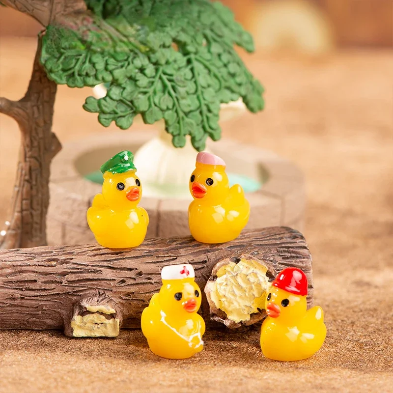 Pato amarelo miniatura para decoração de Dollhouse, pato minúsculo, ornamento bonito, mini resina, artesanato, micro paisagem, carreira, 10-50pcs