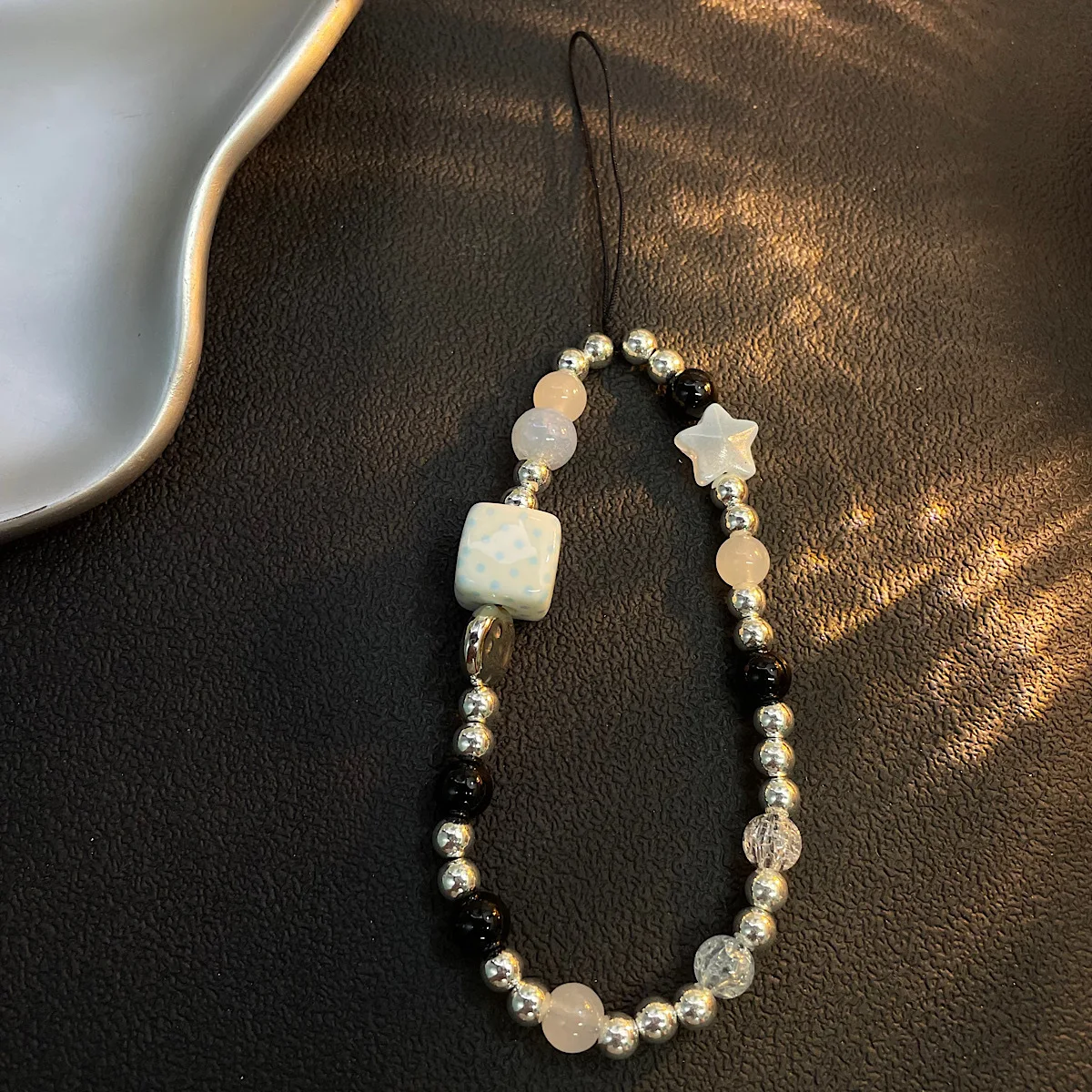 سلسلة هواتف محمولة رائعة ومتعددة الاستخدامات مع قلادة للهاتف المحمول ذات ملمس متطور وكاميرا قلادة على شكل فراولة CCD #4