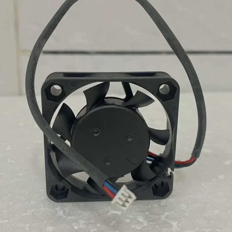 Delta Electronics EFB0412HA 5Y25 DC 12V 0.12A 40x40x10mm 3-Wire Server Cooling Fan