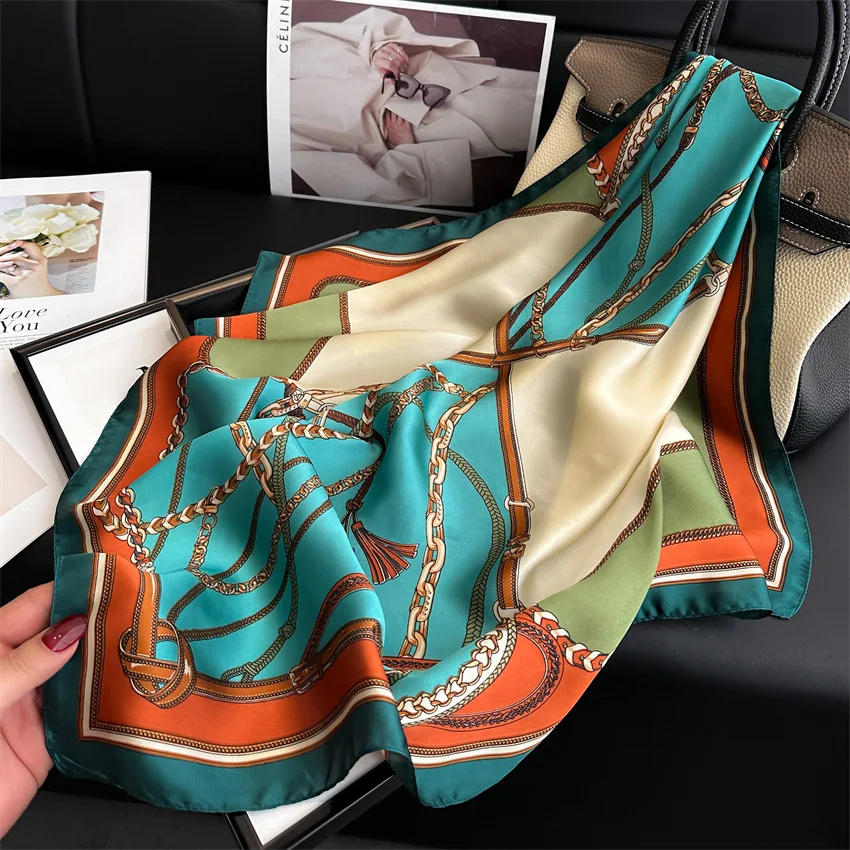 Spring Summer 70X70cm Big Square Scarf Silk Scarf Wholesale Classic Vintage Print Scarf Kerchief Popular Silk Scarves Bandanna