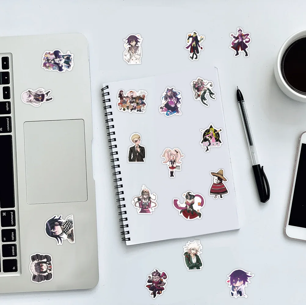 50 pezzi di foto di animazione classica a tema proiettile Graffiti adesivi decorativi per valigia impermeabile tazza d'acqua casco