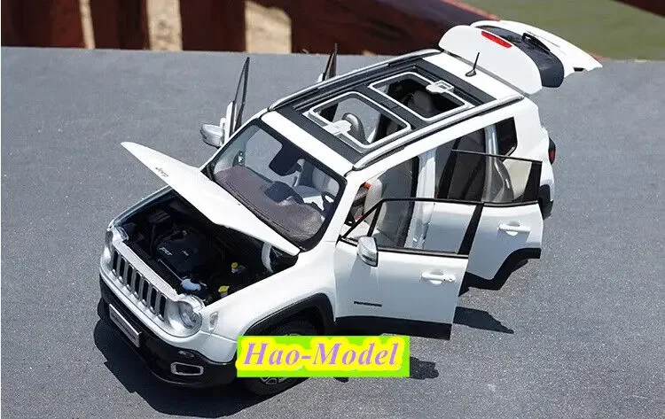 1:18 For Jeep Renegade Alloy Diecast Metal Car Model Boys Toys Kids Gifts Hobby Display Ornaments Collection White/Red/Gray