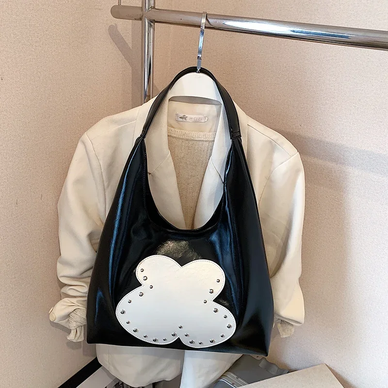 

PU Rivet Large Capacity Tote Bags Sense of Luxury New Fashion 2025 Hot Sale Bags for Women Commute Versatile Shoulder Bags