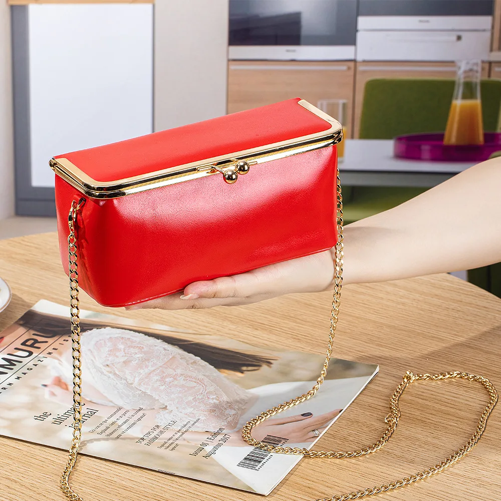 حقيبة صغيرة للنساء من الجلد الطبيعي شمع الزيت جلد البقر الحقيقي المشبك سلسلة حقيبة موضة السيدات جلد البقر الكتف أو حقائب كروسبودي #1