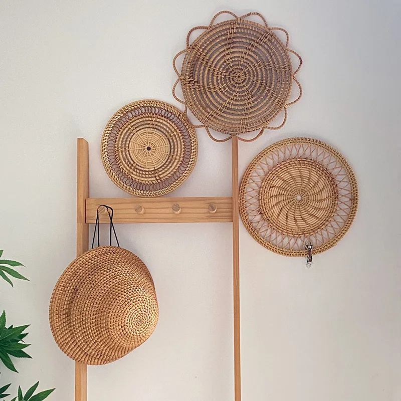 

Nordic Handwoven Rattan Hanging Decoration Natural Rattan Placemat Table Homestay Bedroom Wall Decor Round Placemat Serving Tray