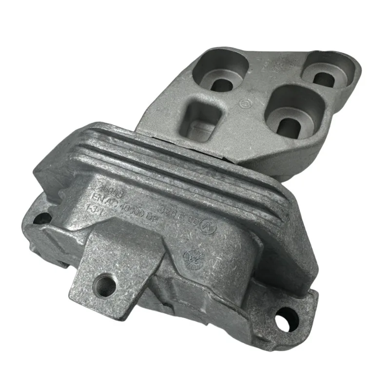 Suitable for Mercedes-Benz W176W246 engine foot glue engine bracket rubber pad