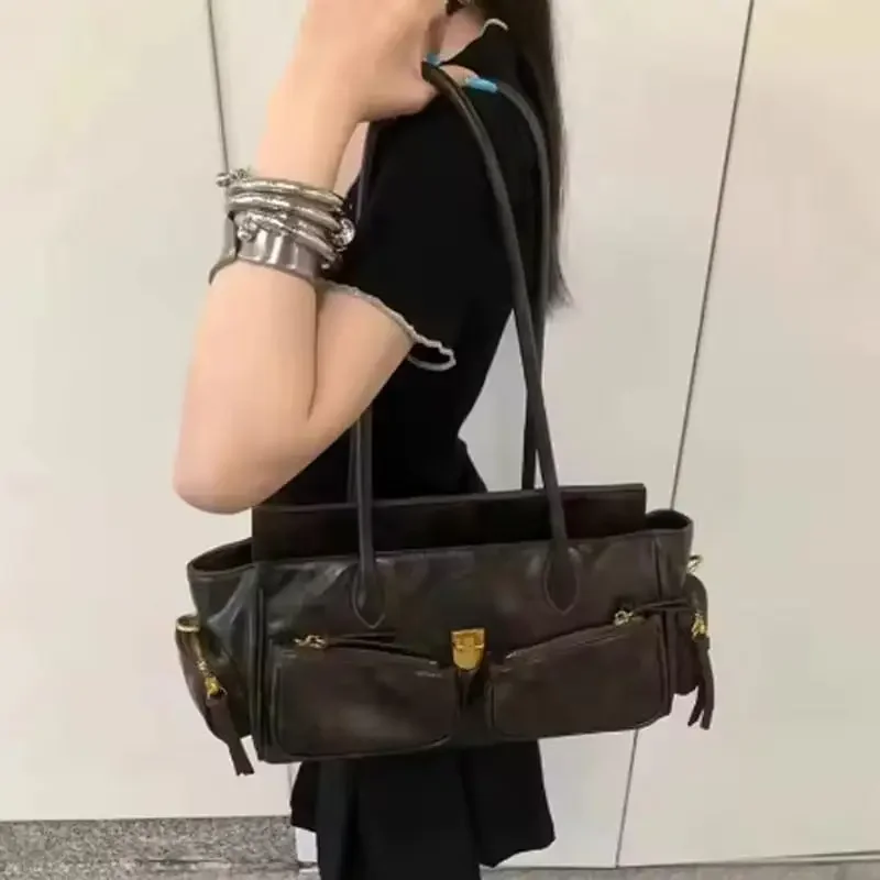 2026 Y2K Style Large Bowling Bag Chic Boston Handbag Solid Color Motorcycle Crossbody Shoulder Bag Women's Vintage Underarm Bag