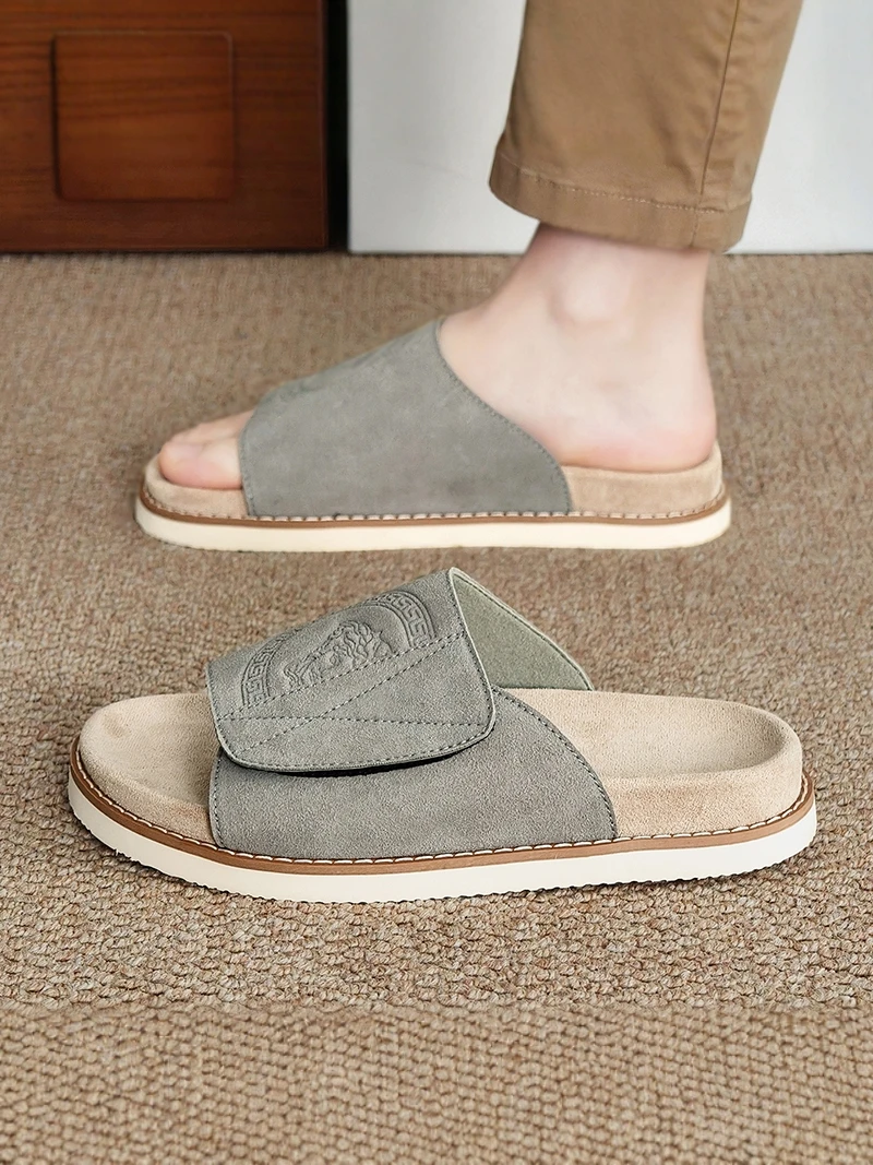 Casual Men's Slip-On Slippers Soft Bottom Anti-Slip Summer Shoes Breathable Home Leisure Themed High-End Trend Brand Sandals