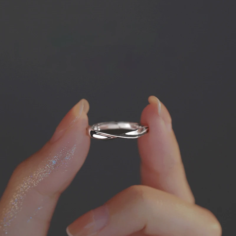 Silver Color Minimalist Twisted Ring for Women Personality Fashion Jewelry Trendy Ajustable Exquisite Accessories