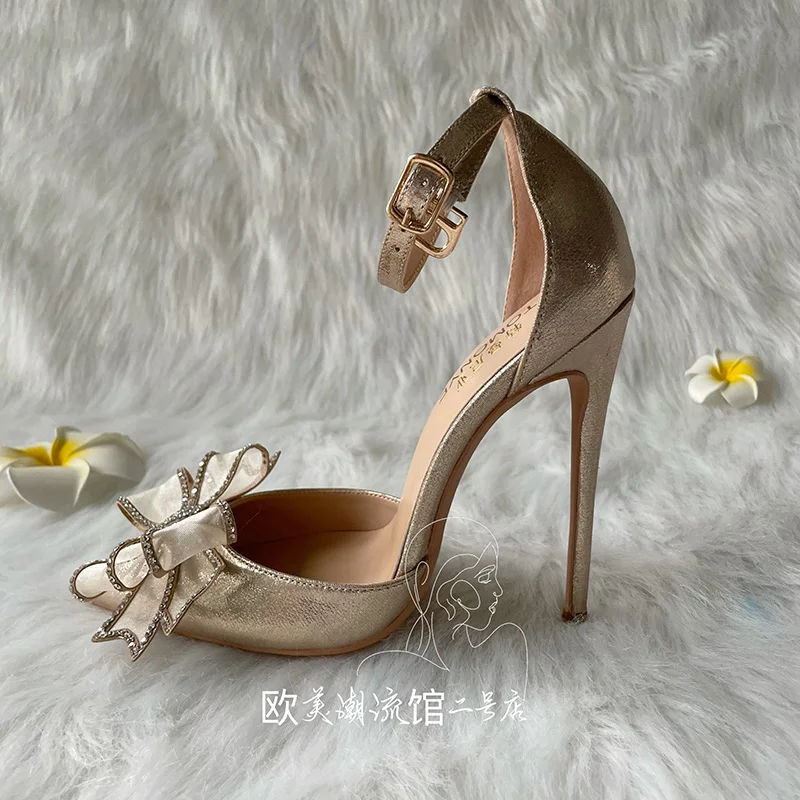 Brand Designer 2023 Light Gold Crystal Butterfly Knot Open In The Middle Women Lady Ankle Strap Evening Dress Shoes Spring Pump