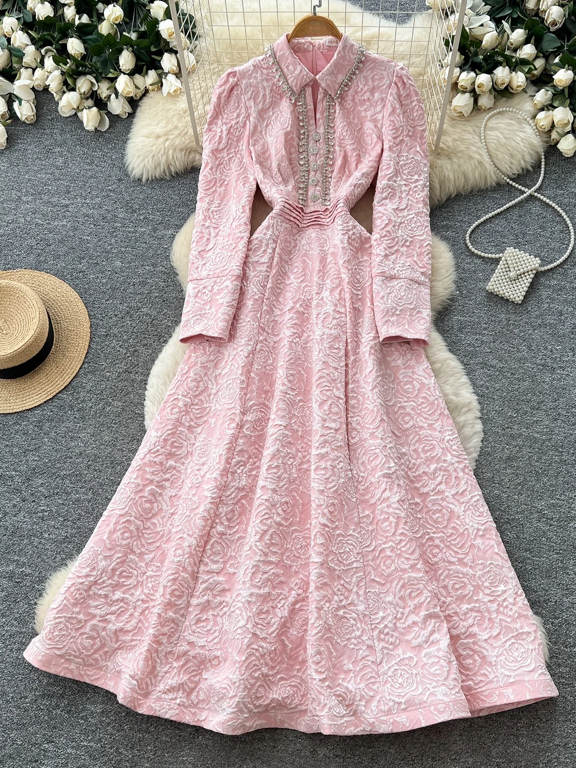 Elegant Long Sleeve Lace Dress Women's Heavy Work Slim Fit A-Line Dress Commute Autumn 2026 High Waist French Style Dress