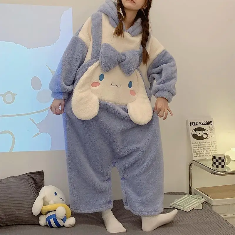 Caliente Sanrio chica engrosamiento invierno con capucha prenda de una pieza Kawaii Cinnamoroll Comic Go Out mantener caliente bata Albornoz ropa de ocio