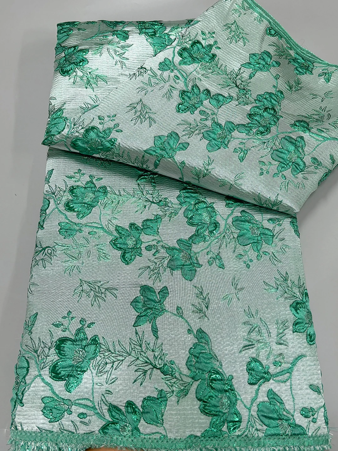 

2026 Hot Sale French Brocade Jacquard Embroidery Lace Fabric High Quality African Damask Fabric For DIY Clothing Material