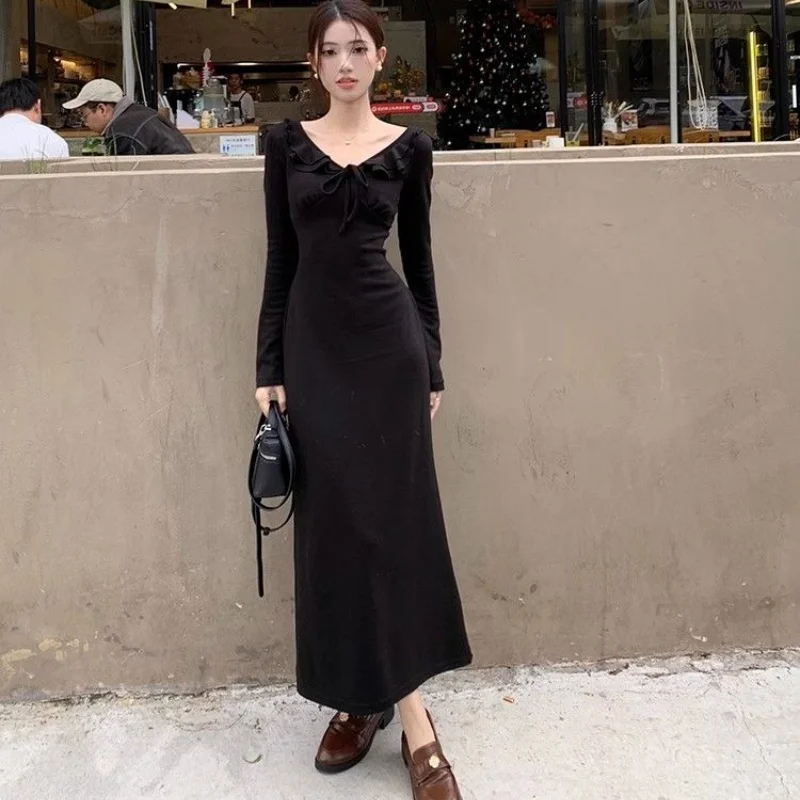 Damenkleid im französischen Stil, langes Kleid mit V-Ausschnitt, Rüschen und Bindeband, elegantes A-Linien-Kleid, weibliches Frühlingskleid im koreanischen Stil, Urlaubskleid