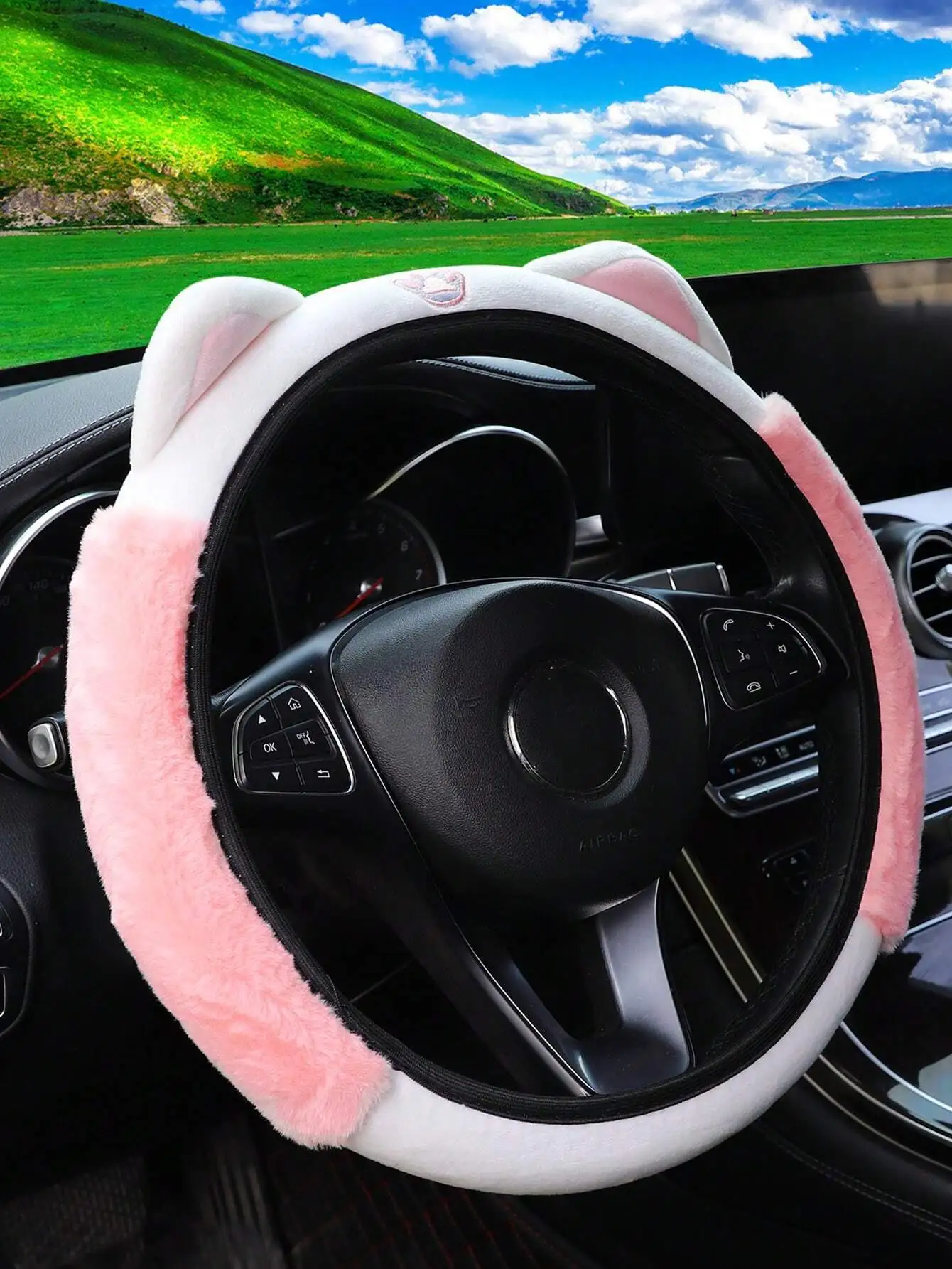 1pc Cute Cartoon Paw Prints Design Plush Non-slip Steering Wheel Cover For Women's Car Steering Wheel, Soft & Comfortable, Fit F