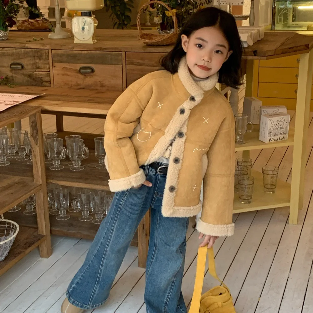 الفتيات الفراء معطف قطعة واحدة 2025 شتاء جديد الأطفال معطف سميكة ملابس الشتاء الدافئة الفتيات أفضل ملابس الأطفال