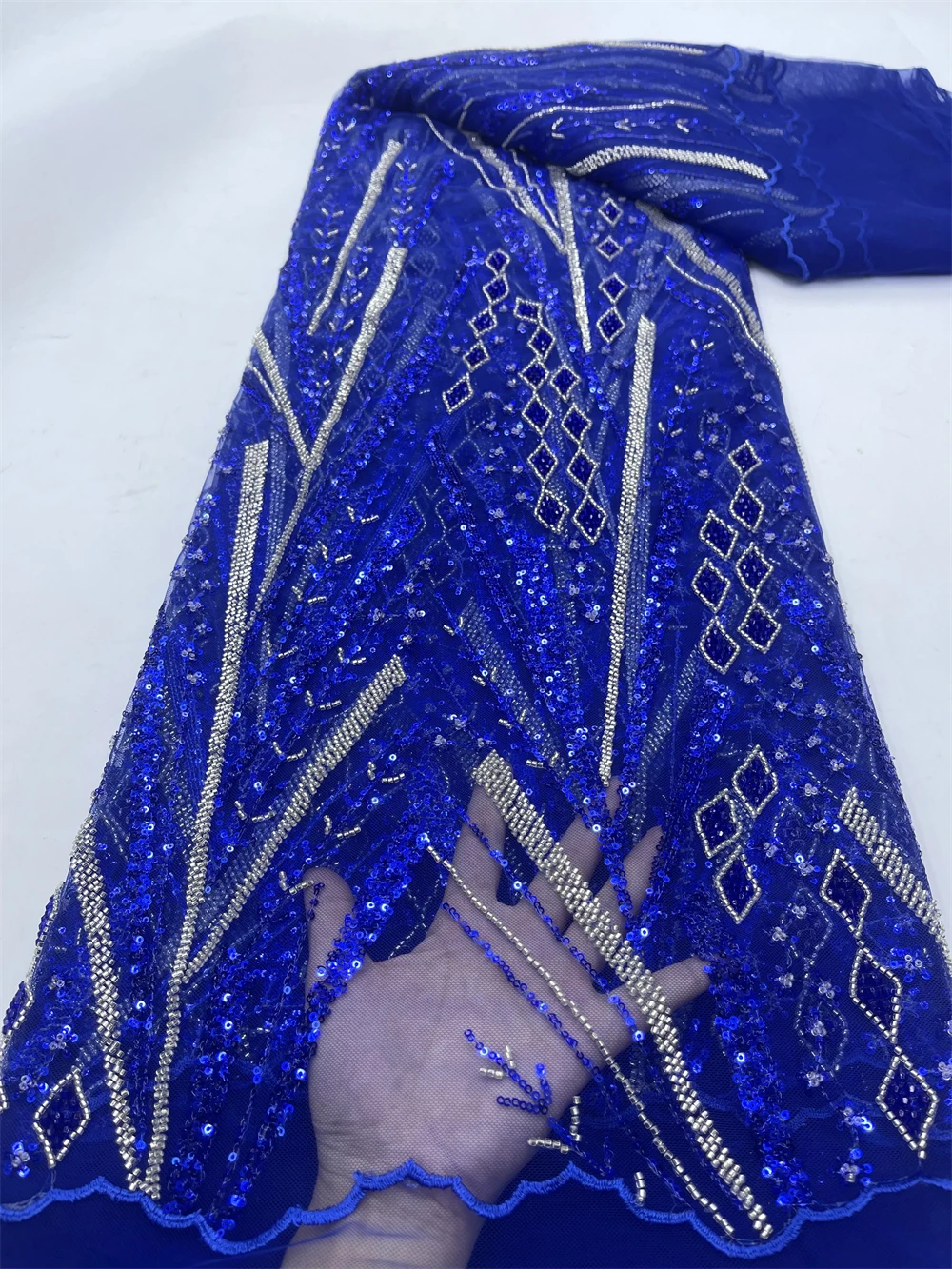 Fashion Elegant French Embroidery Beaded Lace Fabric African Nigerian With Sequins Fabric For Wedding Dress