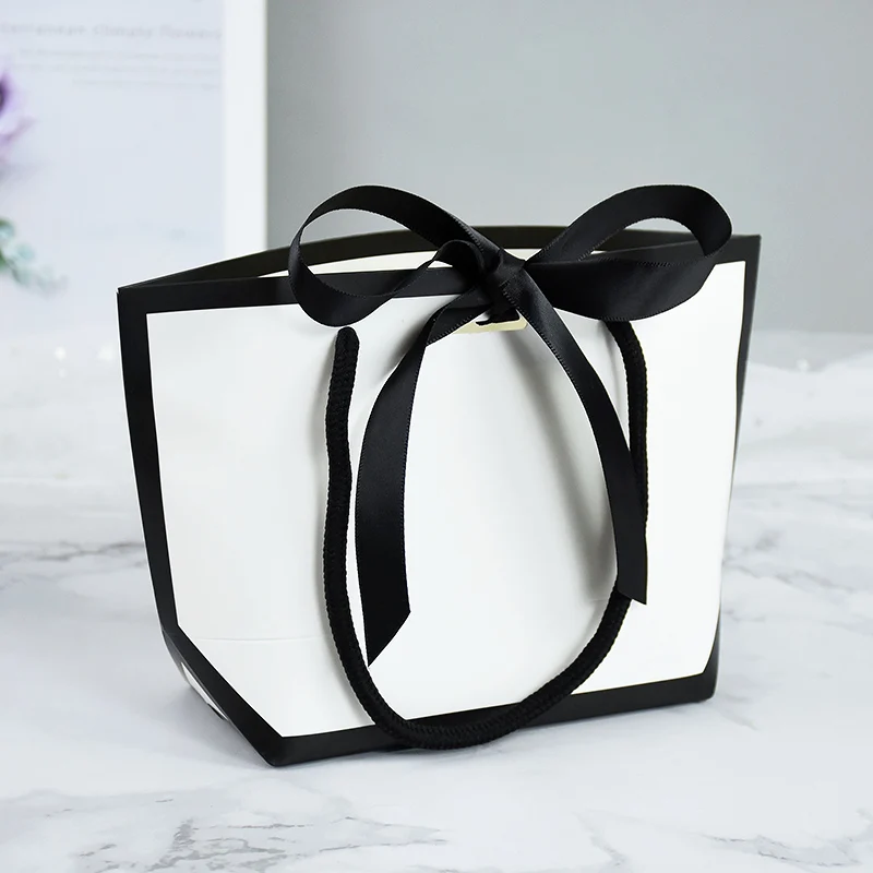 1/3pcs White Paper Box With Black Border Shopping Bags Portable Tote Bags Bow Ribbon Gifts Packaging Bag Clothes Jewelry Packing