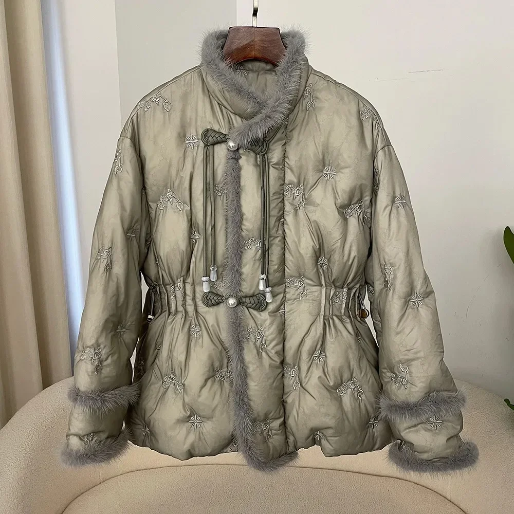 

Embroidered Disc Button Down Jacket Women Short Jacket Thickened Warm 90% White Duck Down 2024 Autumn Winter Mink Fur Spliced