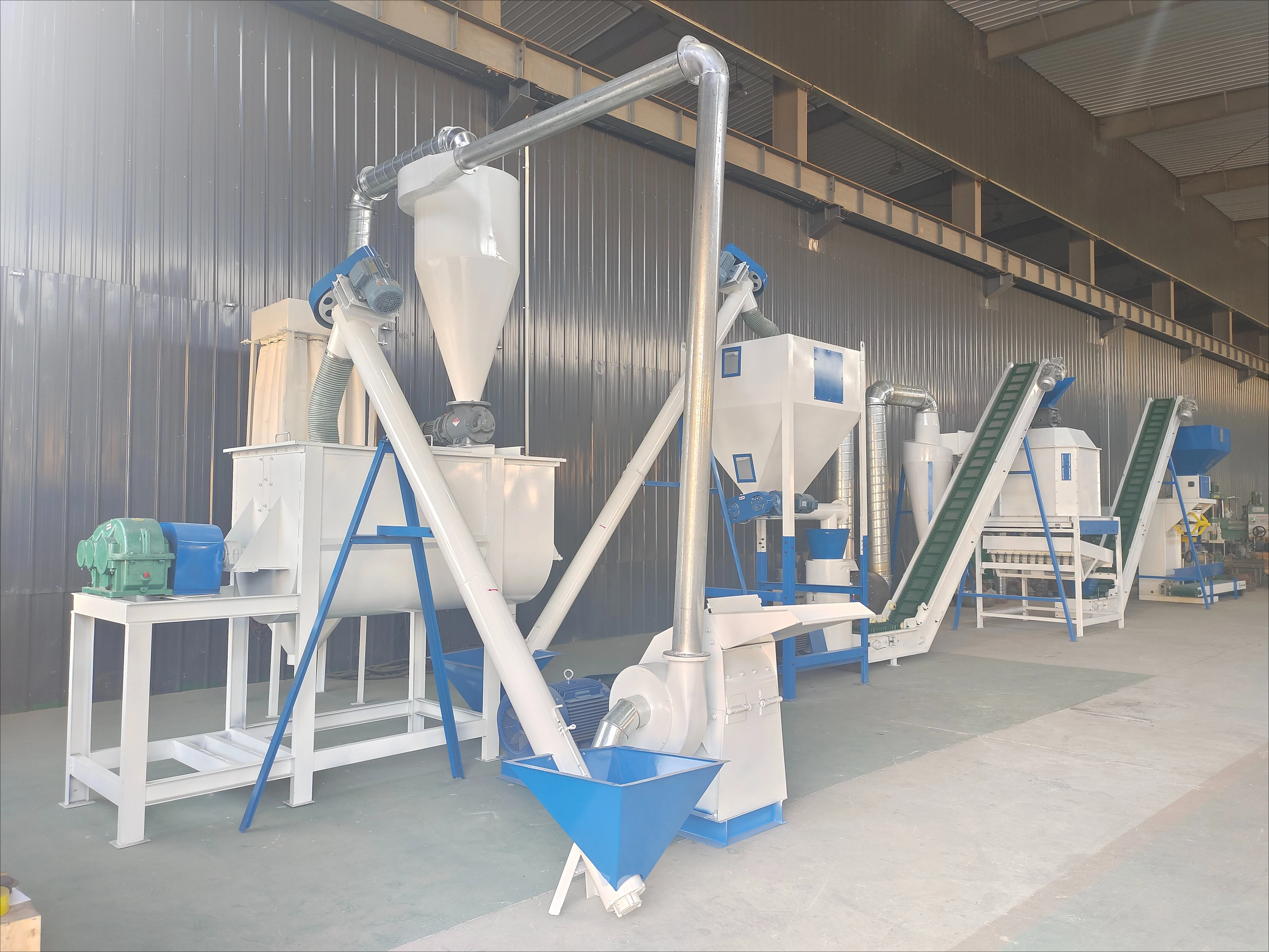 Manufacturer Horizontal Feed Mixer Fertilizer Filling Line Whole Diet Feed Mixing Packaging Machine
